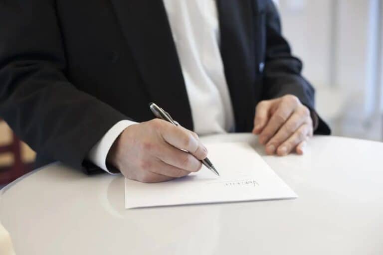 Tout savoir sur l’avis de constitution démarches et publication